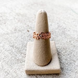 Rose Gold Daisy Band